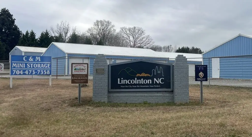 Storage units convenient to Maiden NC